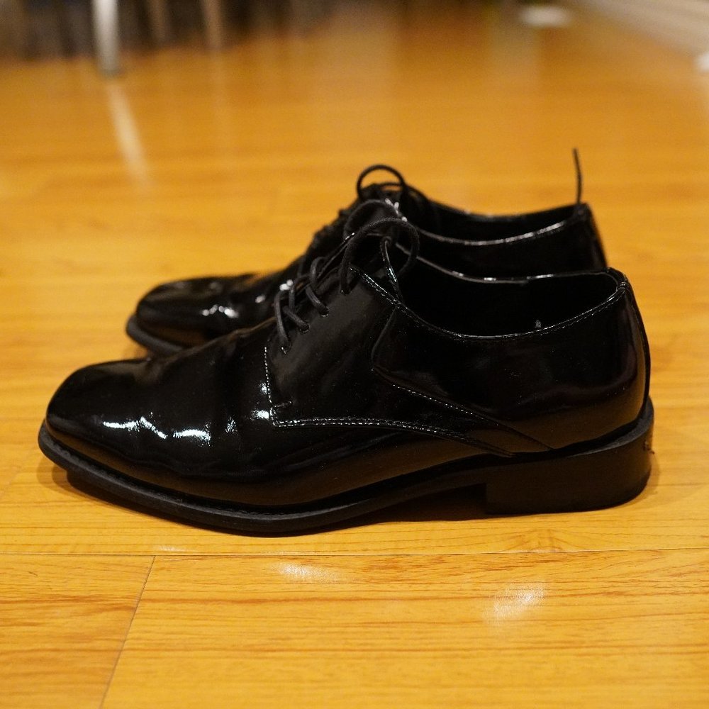 Zengara Men's Oxford Tuxedo - Size 10.5